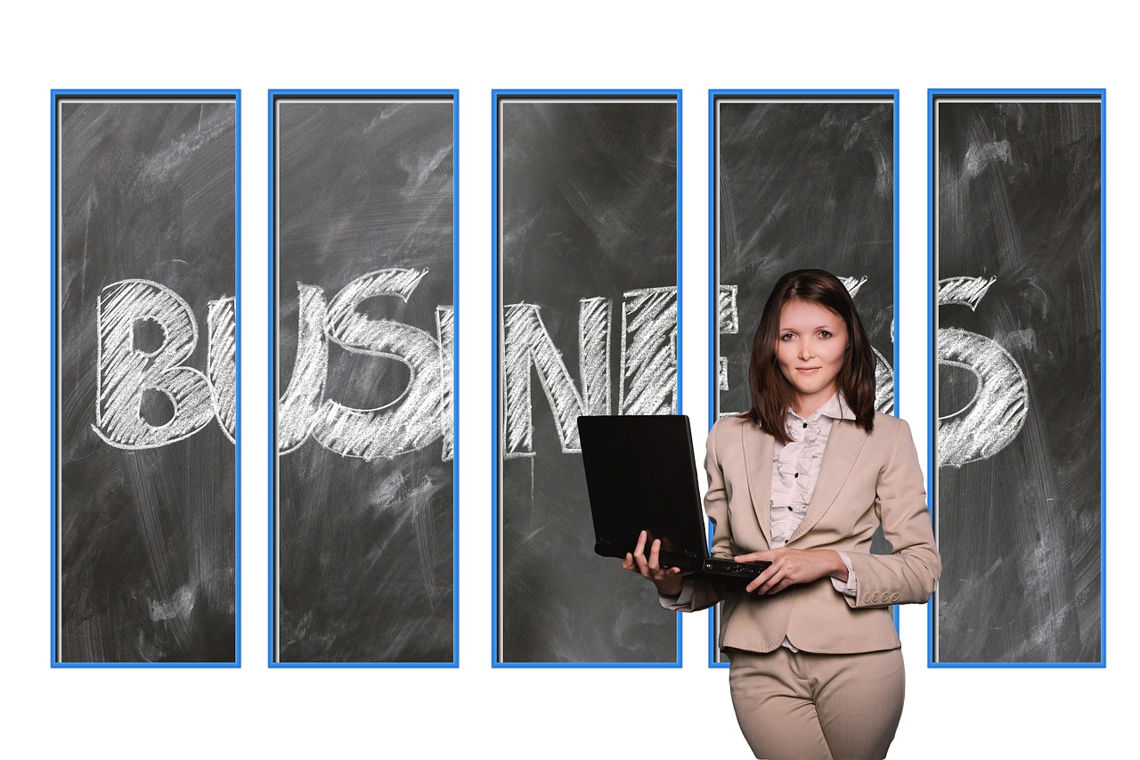 What does a personal branding consultant actually do (and is it worth it for Indian professionals)?