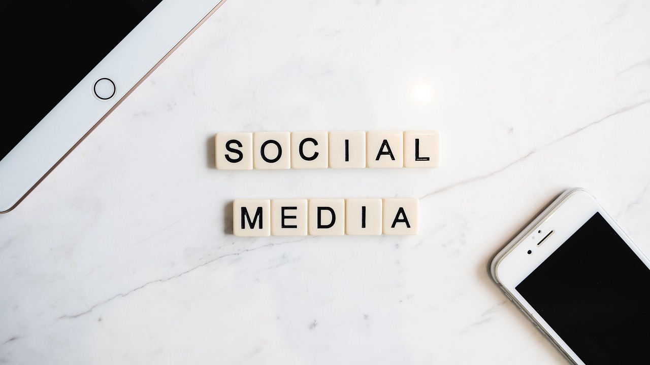 Social Media Marketing For Dentists: Everything You Need to Know in 2026
