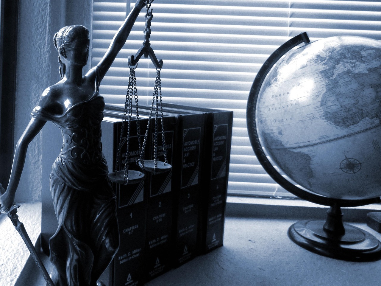 How a Debt Settlement Lawyer Near Me Can Save You Money?