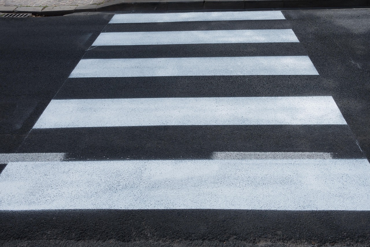 The Ultimate Guide to Road Marking Paint: Types, Applications, & How to Choose for Canadian Conditions